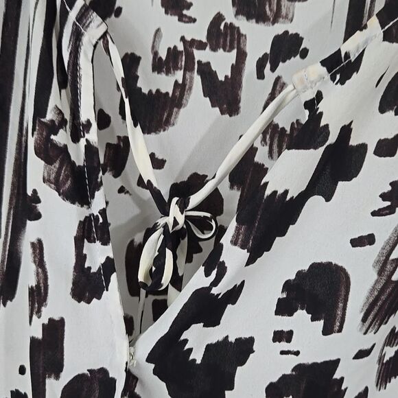 CAbi White Mixed Animal Print Faux Wrap Long Sleeve Blouse Snow Leopard Spots - Picture 5 of 12